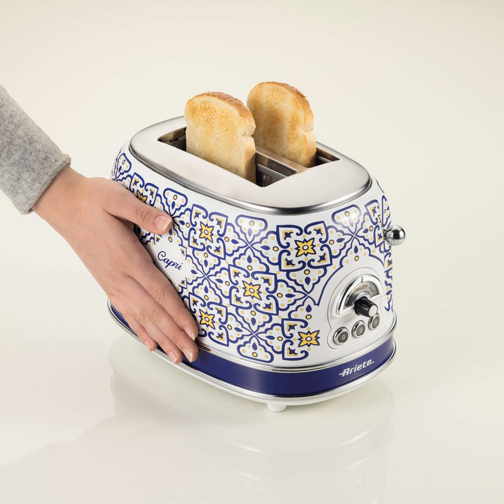 toaster capri