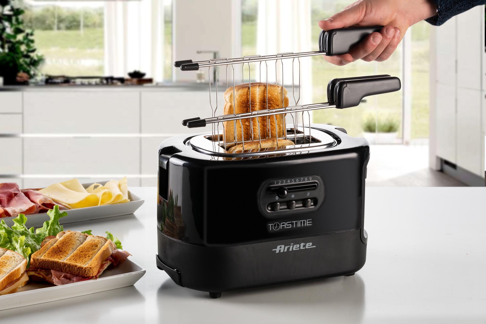 ARIETE 0149 Tostapane Linea 'Moderna'  Toaster 2 Fette con Pinze Sandwich  - Carpe Diem Shop